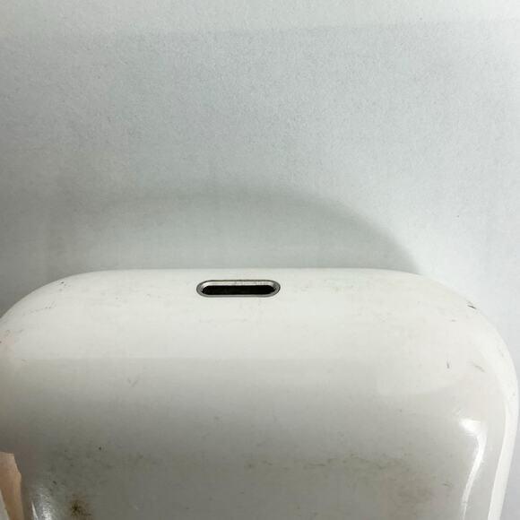 Apple Airpods Pro 1st Generation Model A2084 (For Parts/Repair) As Is - Picture 5 of 9